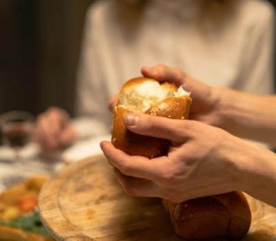 Πιστοποίηση Kosher: Διαδικασία, Απαιτήσεις και Οφέλη για Επιχειρήσεις Τροφίμων